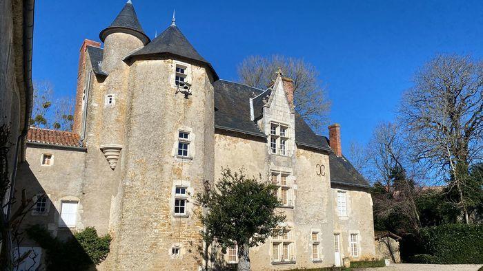 Exposition Visite libre du château de saint juire à Saint Juire