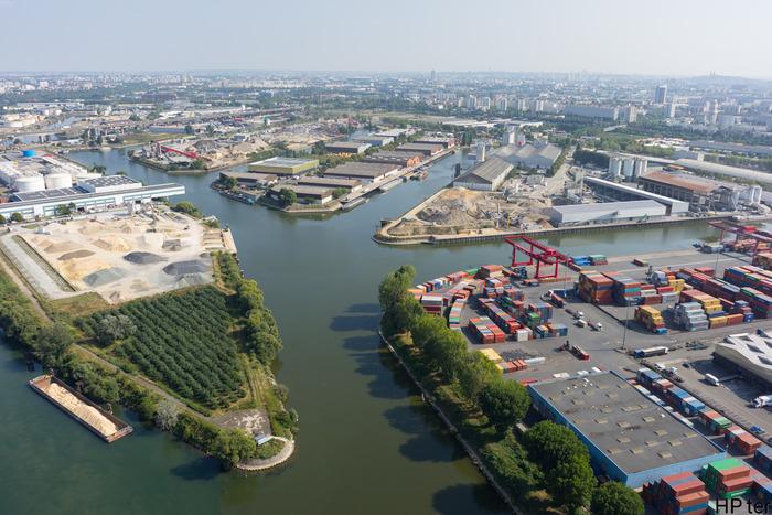 Exposition Croisières Découvertes Sur Le Port De Gennevilliers le 18