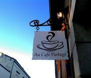 Au Café Partagé
