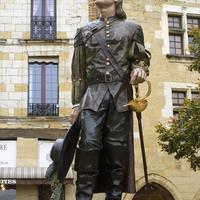 À La Découverte Des Statues De Cyrano De Bergerac