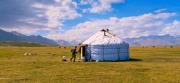 Explorations en haute montagne dans la chaîne Trans Alaï en Asie centrale