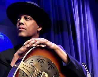 Eric Bibb