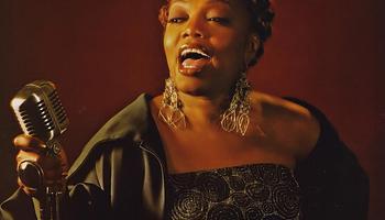 Dee Alexander