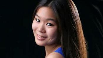 Esther Yoo