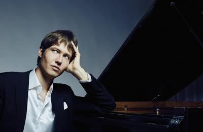 Rcital de piano, une volire sous les doigts par Igor Andreev  Vichy