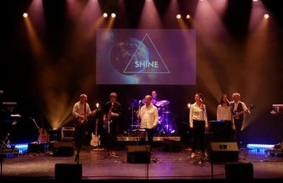 Shine reprend Pink Floyd à Pleumeur Bodou