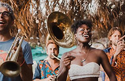 Akata Kolo Orchestra et Balaphonics feat Mary May  Gennevilliers