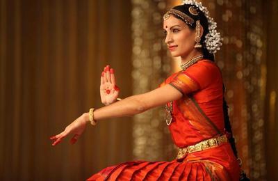 Bharata Natyam Danse de L'inde Du Sud  Avignon