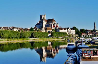 Auxerre Passage de la flamme olympique 2024 et animations