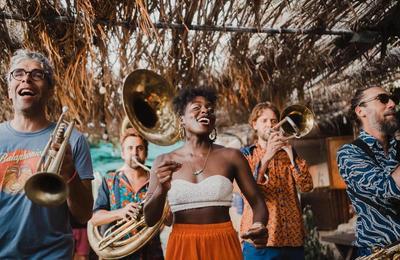 Balaphonics et Mary May brassband Afro-funk  Blois