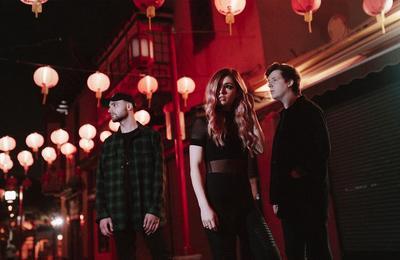 Against The Current  Paris 11me