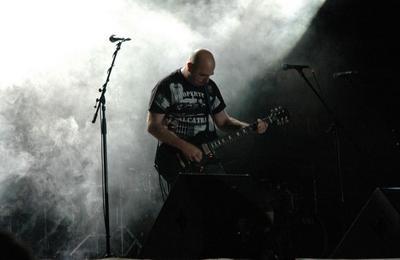 Acest et The Devil'S Trade  Savigny le Temple