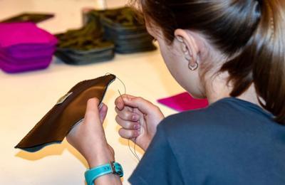 Apprends  travailler le cuir  Paris 7me