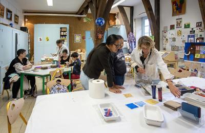 Atelier d'arts plastiques au muse archologique  Dijon