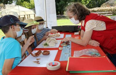 Atelier dcouverte du mtier de cramologue pour les enfants. En partenariat avec l'Inrap  Jouars Pontchartrain