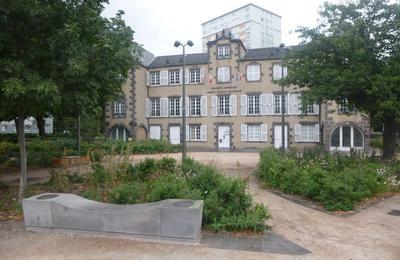 Ateliers D'artiste Au Chteau Des Vergnes  Clermont Ferrand