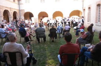 Concert De La Chorale 'voix Si Voix La'  Aubigny sur Nere