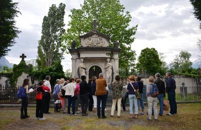 De tombes remarquables en mausoles, circuit  Grenoble