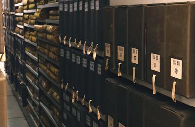 Découverte des coulisses des archives nationales à Roubaix