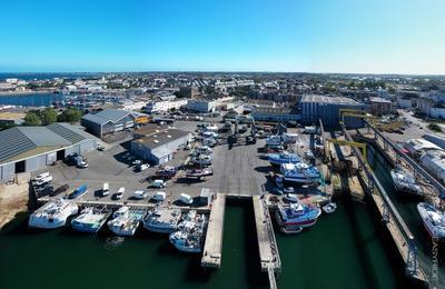 Dcouvrez l'lvateur  bateau de 400 tonnes du Port de Saint-Malo