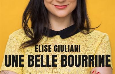 Elise Giuliani dans une belle bourrine à Paris 9ème