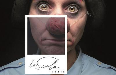 Emma la clown dans Trilogie le divan, la peur, le vide  Paris 10me