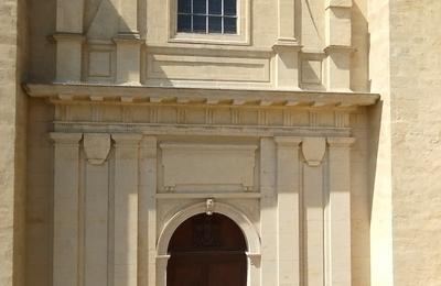 Entrez dans l'histoire de l'ancien couvent des carmes dchausss de Montpellier