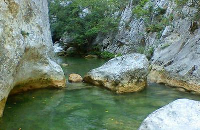 Explorez le site de Galamus !  Saint Paul de Fenouillet