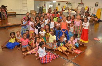 Exposition de costumes et Atelier de danse Gwoka  Pointe A Pitre