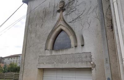 Exposition de peintures et de cramiques dans une chapelle  Vomecourt