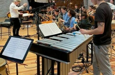 Fauteuils d'orchestre, big band dirig par Jos Fillatreau  Toulouse