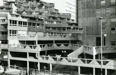 Ivry, Vues D'ailleurs - L'architecture Du Centre-ville  Ivry sur Seine