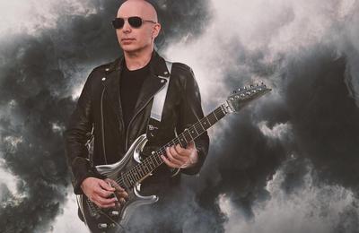 Joe Satriani 'The Shapeshifting Tour'  Perpignan