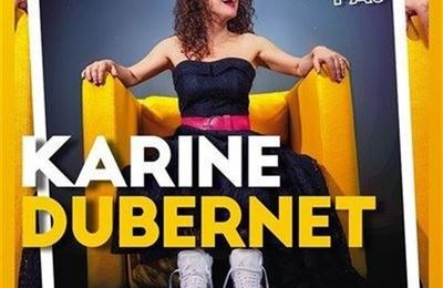 Karine Dubernet dans Souris pas à Antibes