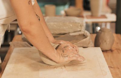 La Classe, l'oeuvre au Muse de la faence et de la cramique  Malicorne sur Sarthe