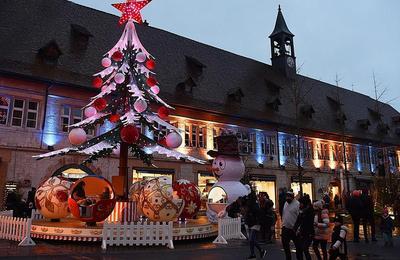 Le Sapin  Boules de Nol  Montbeliard