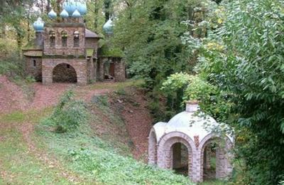 Le Skit du Saint Esprit patrimoine atypique  Le Mesnil saint Denis