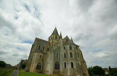 Levez les yeux !  Dcouverte de l'abbaye Saint-Vigor  Cerisy la Foret