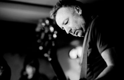 Peter Hook & The Light  Villerupt
