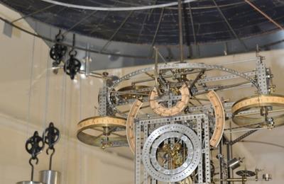 Prsentation d'une horloge astronomique  Reims