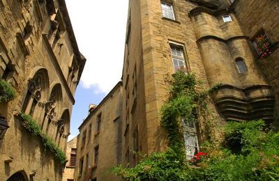 Sarlat, histoire d'une ville  Sarlat la Caneda