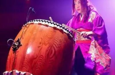 Spectacle de tambours japonais  Salles la Source