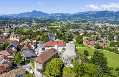 Tour des comtes de Genve  La Roche sur Foron