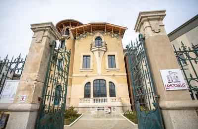 Art nouveau, visite guidée du centre international de Séjour Lamourelle à Carcassonne