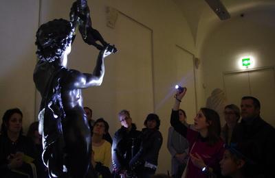 Visite  La Lampe De Poche Dans La Galerie Des Sculptures  Montpellier