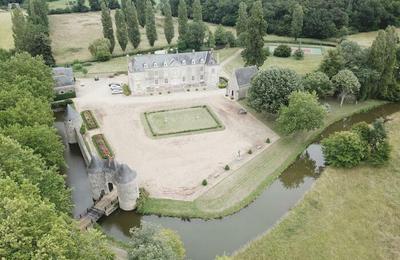 Visite accompagne du chteau de Vaux  Jarz Villages