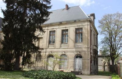 Visite commente de l'histoire de la Socit acadmique  Troyes