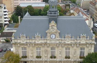 Visite Commente De L'htel De Ville Et Du Cabinet De Curiosits  Ivry sur Seine