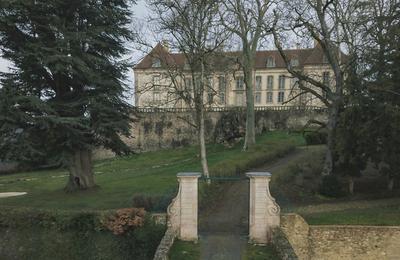 Visite commente du chteau de La Roche  Larochemillay