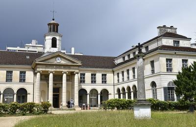 Visite Commente Du Site De L'hospice Saint-michel - Samusocial De Paris  Paris 12me